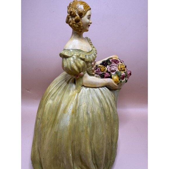 Pretty Vintage Lady W/ Flowers Chalk Figure MCM Hand Painted & Colourful Details - Picture 4 of 10